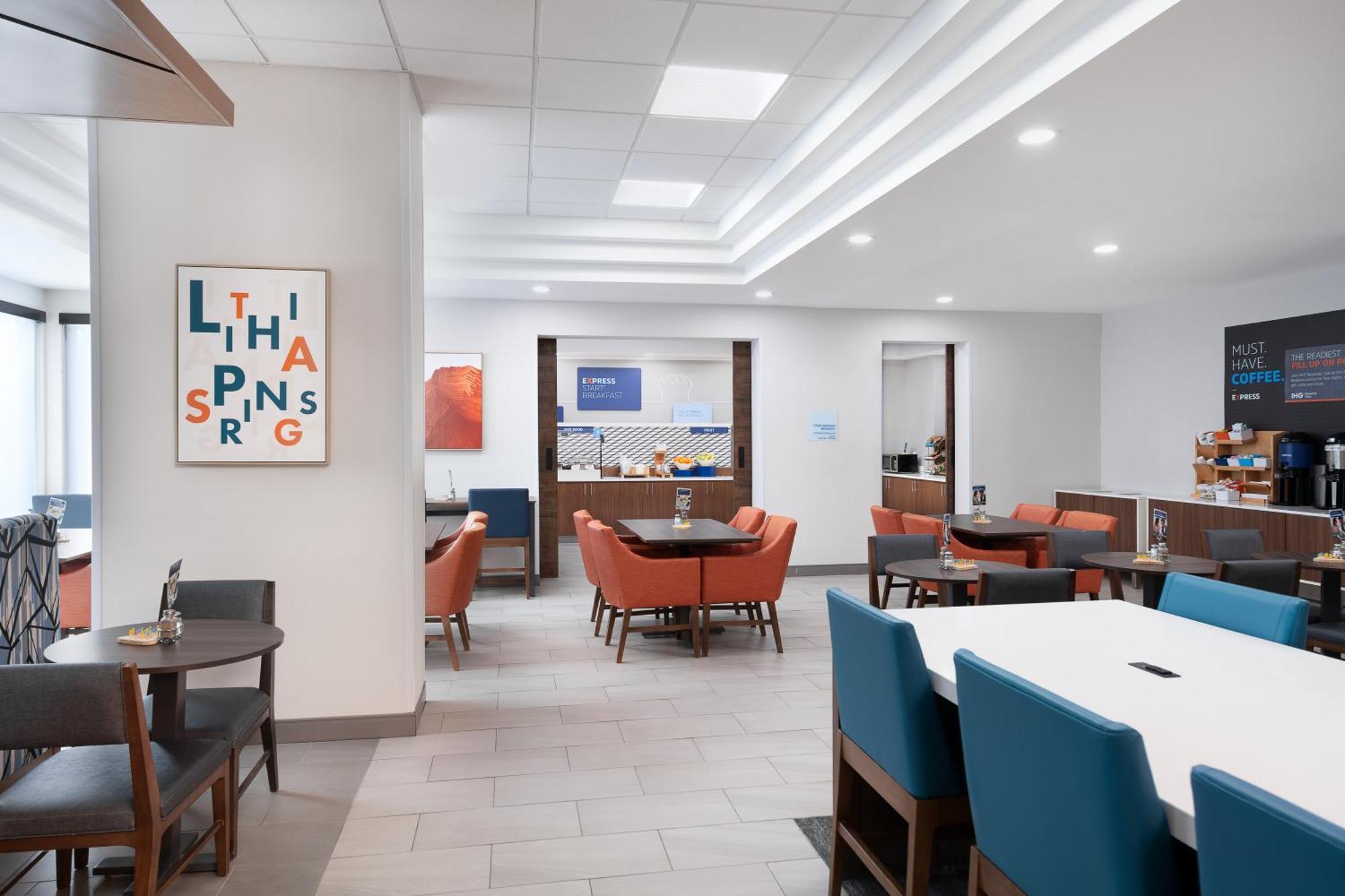 Holiday Inn Express Atlanta West - Theme Park Area By Ihg Lithia Springs Zewnętrze zdjęcie