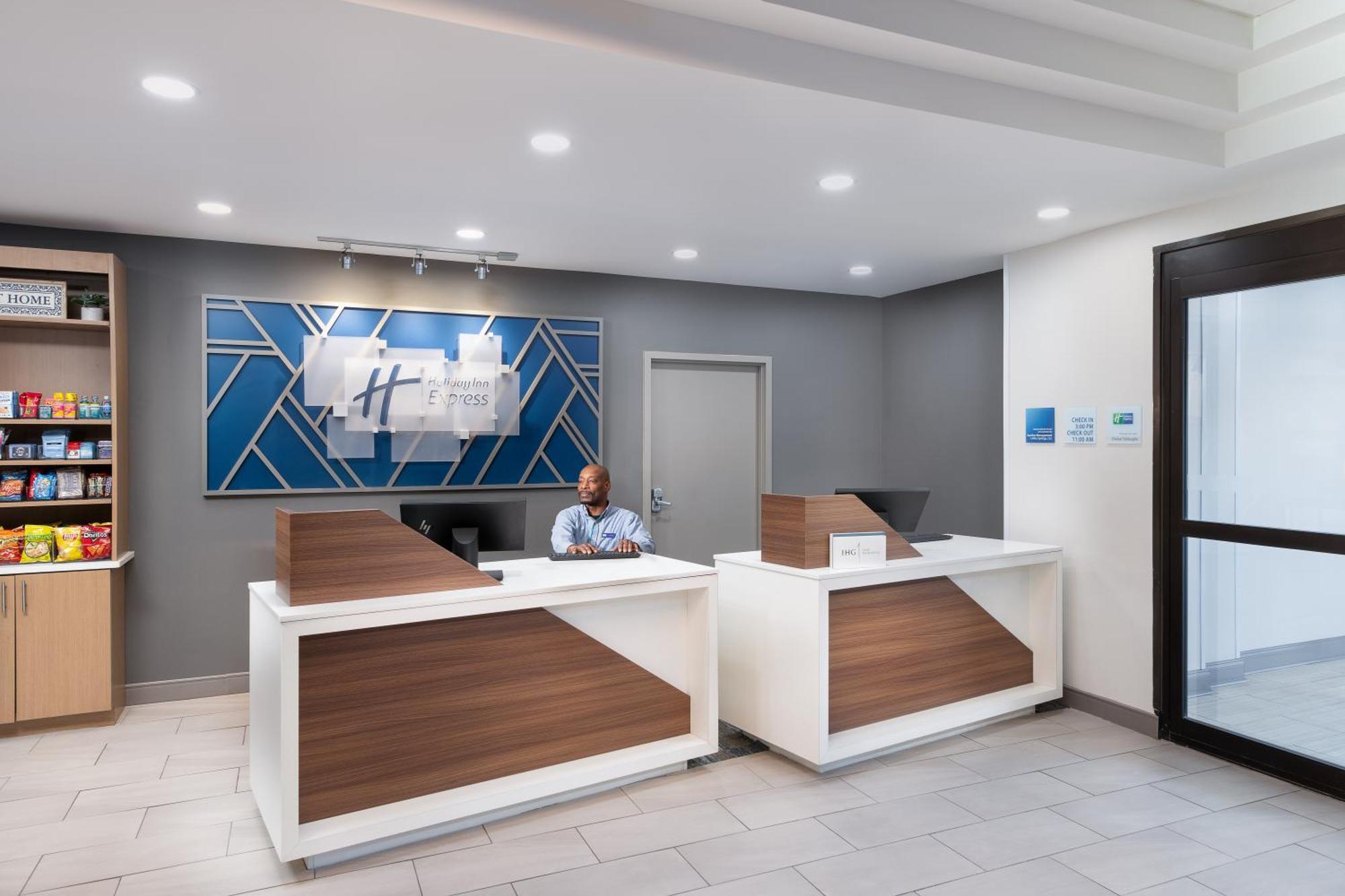 Holiday Inn Express Atlanta West - Theme Park Area By Ihg Lithia Springs Zewnętrze zdjęcie