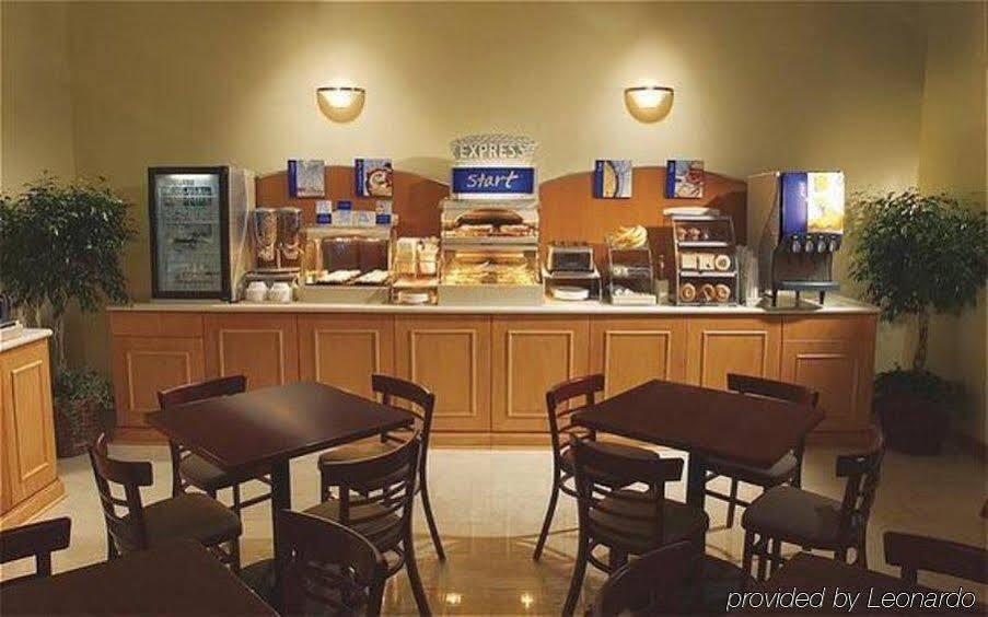 Holiday Inn Express Atlanta West - Theme Park Area By Ihg Lithia Springs Zewnętrze zdjęcie